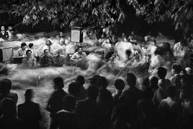 Галерия "Синтезис" ще представи изложбата Panigiria на гръцкия фотограф Джон Демос