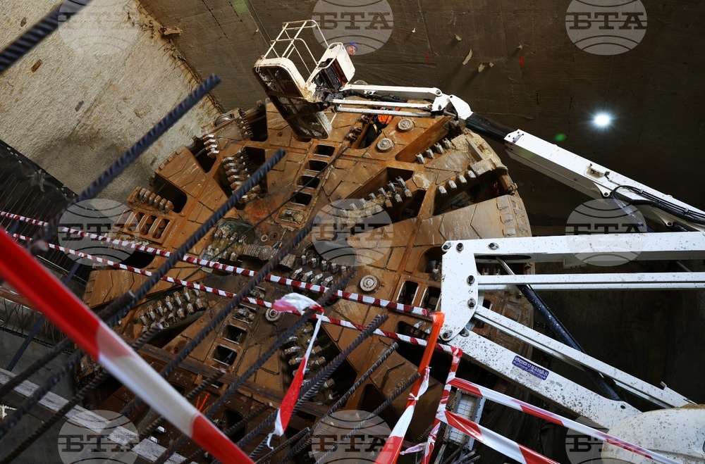 Започват строителните дейности по разширението на метрото в района на парка на Военна академия „Г. С. Раковски“