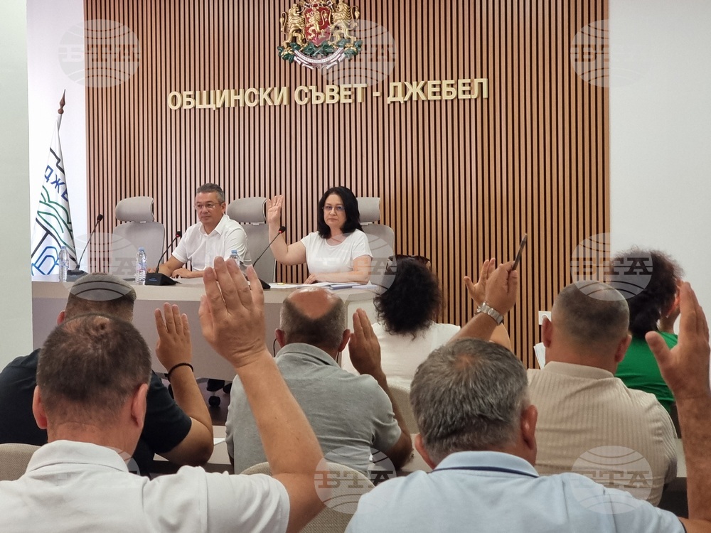 Общинските съветници в Джебел дадоха съгласие Общината да кандидатсва за закупуване на електромобил за нуждите на част от социалните услуги