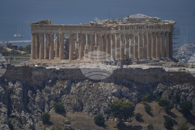 С шест значителни пожара се борят пожарникарите в Гърция днес