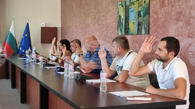 Общинският съвет в Стамболово гласува 38 595 лева за дофинансиране на маломерни и слети паралелки в училища и детска градина