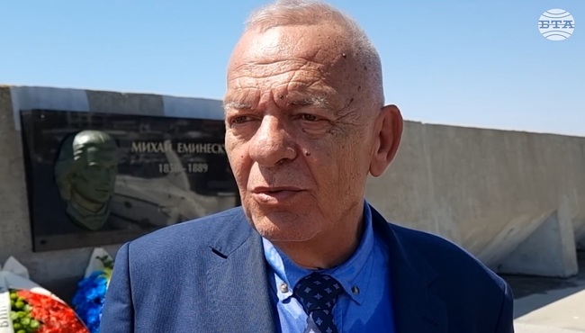 Посланиците на Румъния и България откриха барелеф на поета Михай Еминеску в Свети Влас