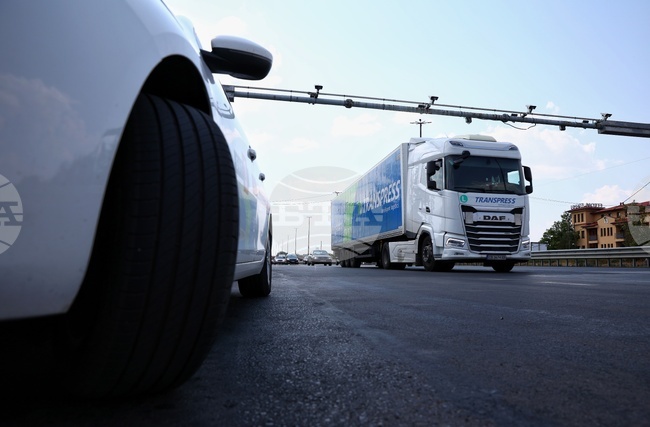 Кабинетът определи цените в евро на таксите за преминаване и ползване на платените републикански пътища