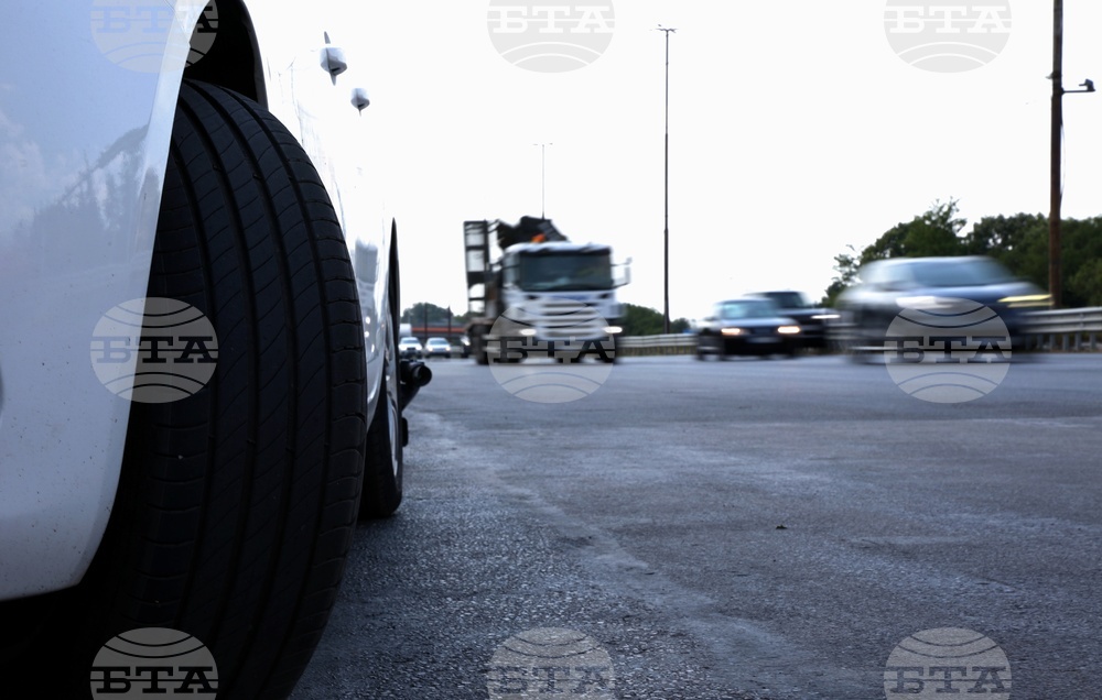 Специализирана полицейска операция за контрол на скоростта е в ход в област Шумен