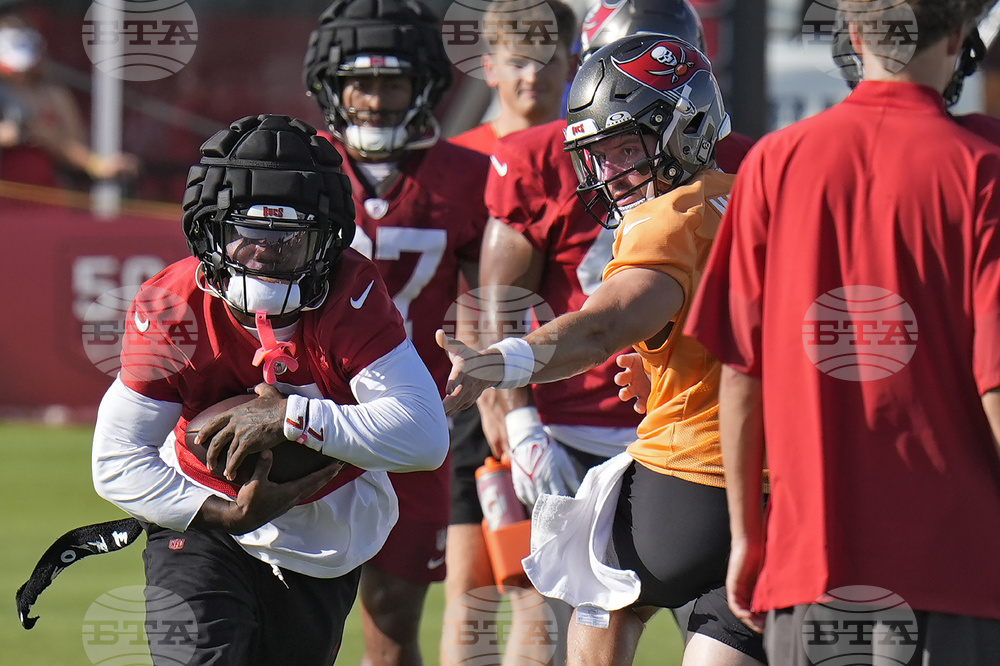 Buccaneers Camp Football