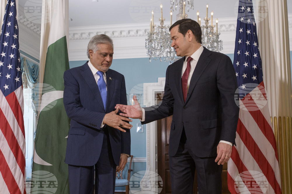 US Pakistan