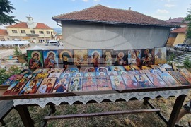 Троян - „Икони, картини и пана“ - Борислава Кацарова - изложба