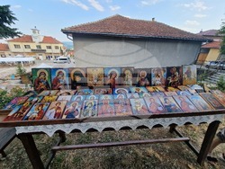 Троян - „Икони, картини и пана“ - Борислава Кацарова - изложба