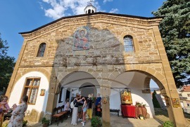 Троян - „Икони, картини и пана“ - Борислава Кацарова - изложба