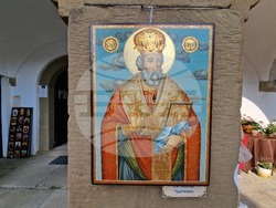 Троян - „Икони, картини и пана“ - Борислава Кацарова - изложба