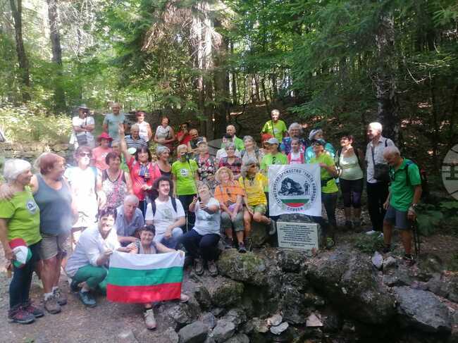 Местност Карандила - „По стъпките на четата на Стоил войвода" - поход