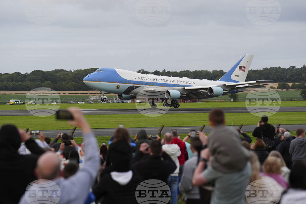 Тръмп пристигна в Шотландия; обяви, че евентуалната сделка с ЕС би била най-крупната му досега