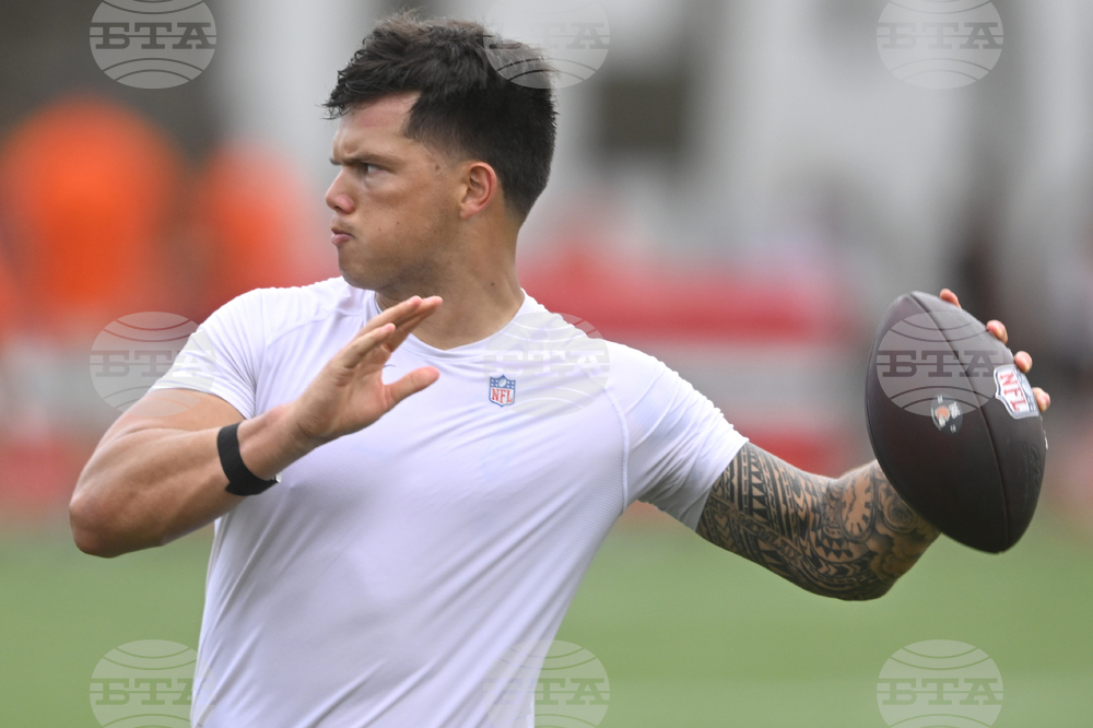 Browns Camp Football