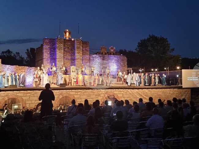 Старозагорската опера представи „Цар Калоян“ от Панчо Владигеров на автентичния декор на Царевец