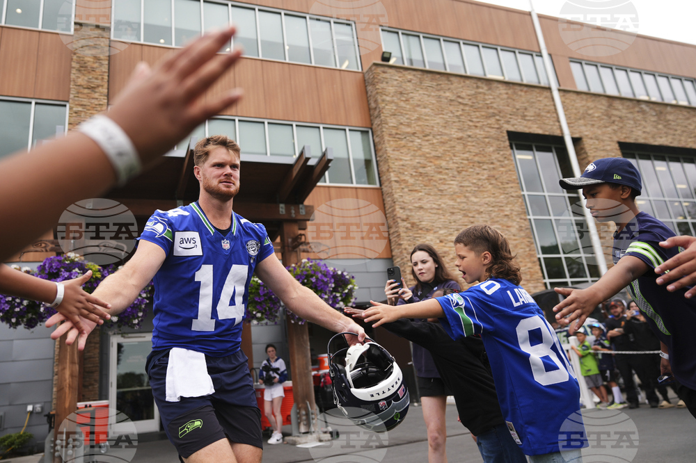 Seahawks Camp Football