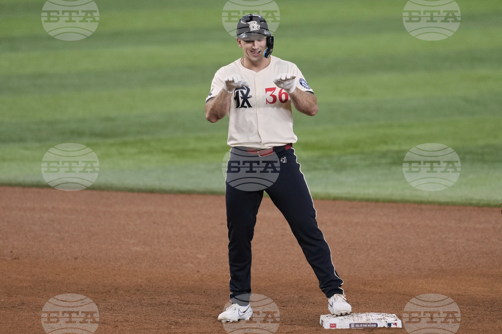 Braves Rangers Baseball
