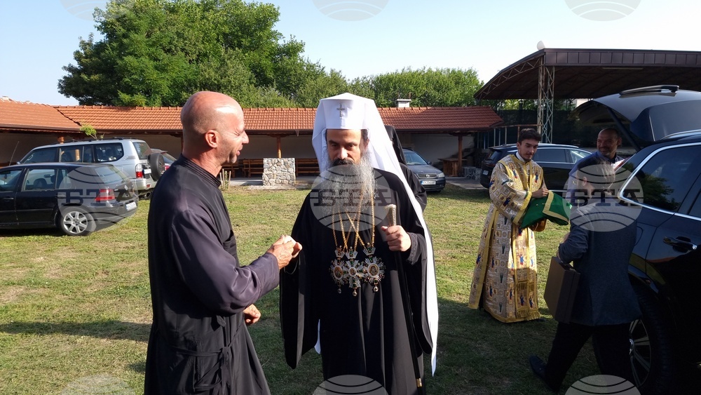 Яхиново - патриарх Даниил - обновление на храм „Света Петка“