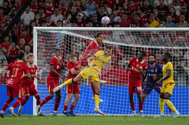 Милан победи Ливърпул в контрола