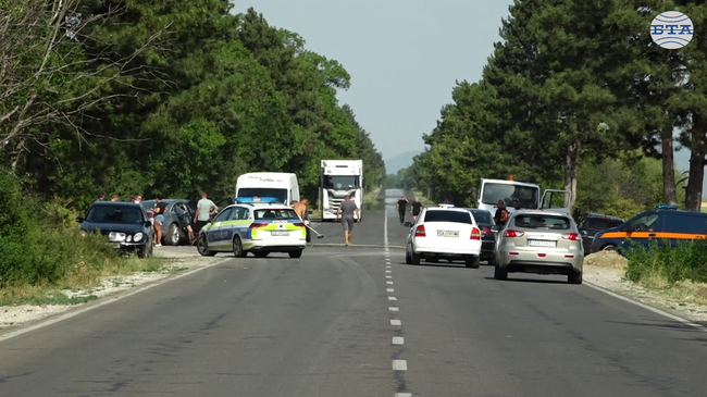 Трима души са загинали и двама са ранени при катастрофа край Елин Пелин