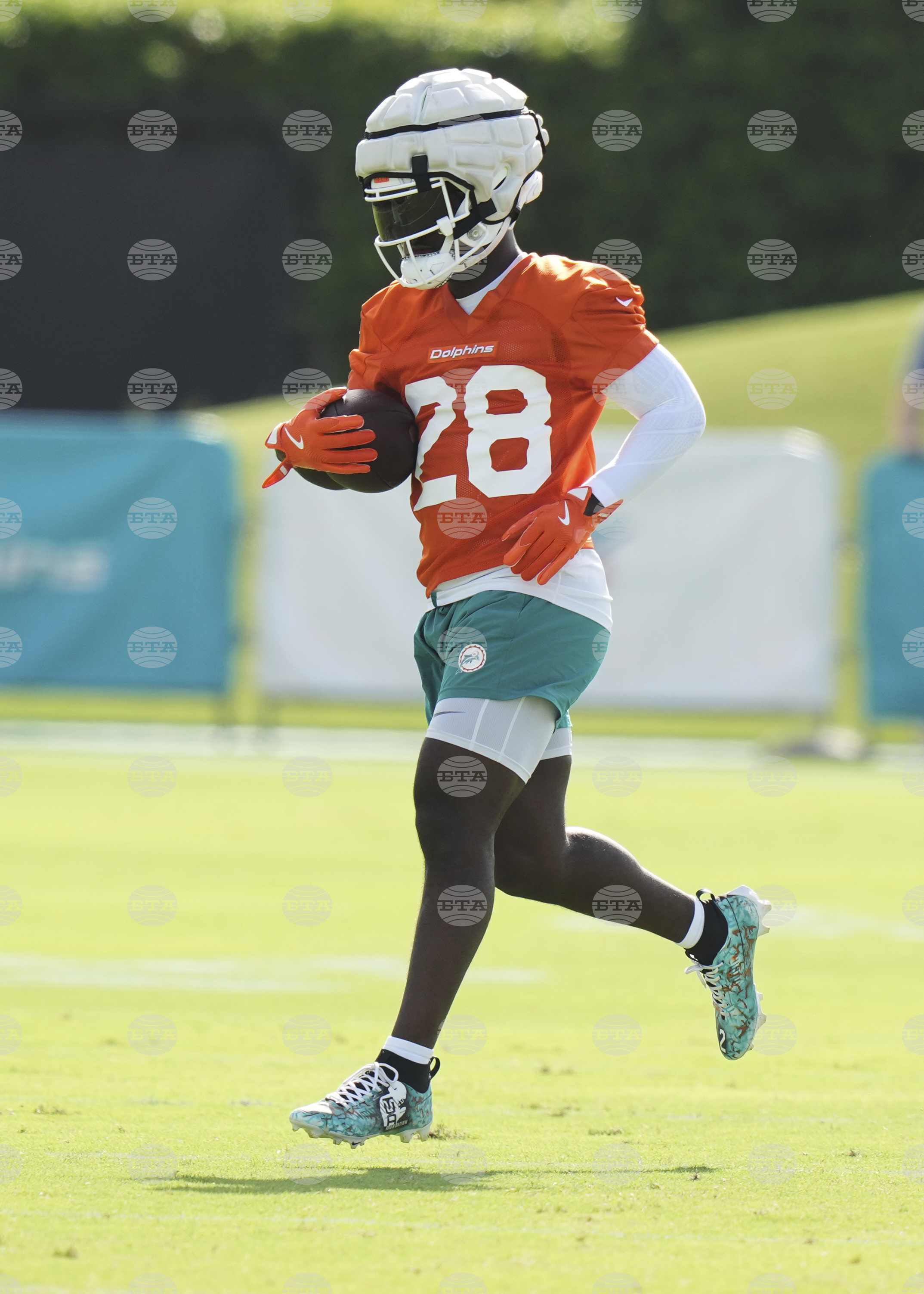 Dolphins Camp Football