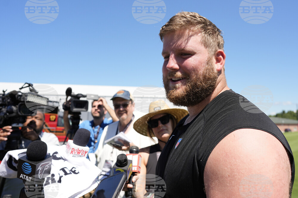 Falcons Camp