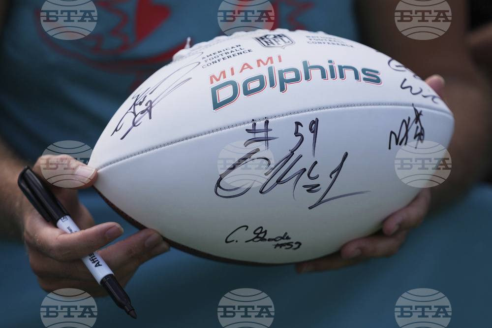 Dolphins Camp Football