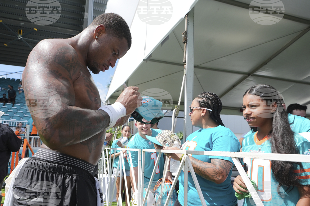 Dolphins Camp Football