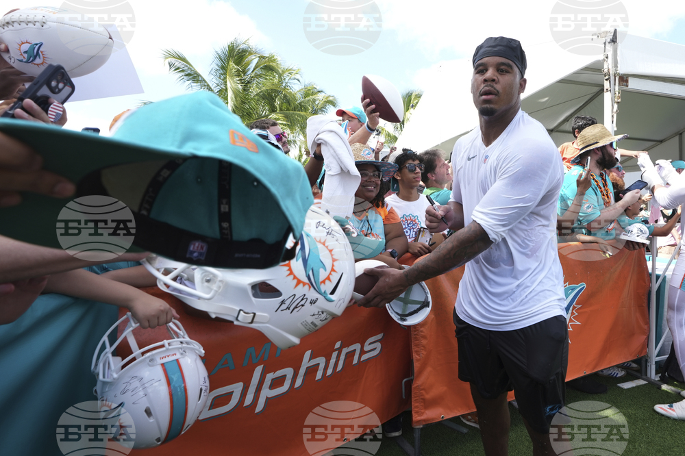 Dolphins Camp Football