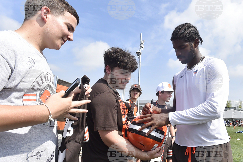 Browns Camp Football