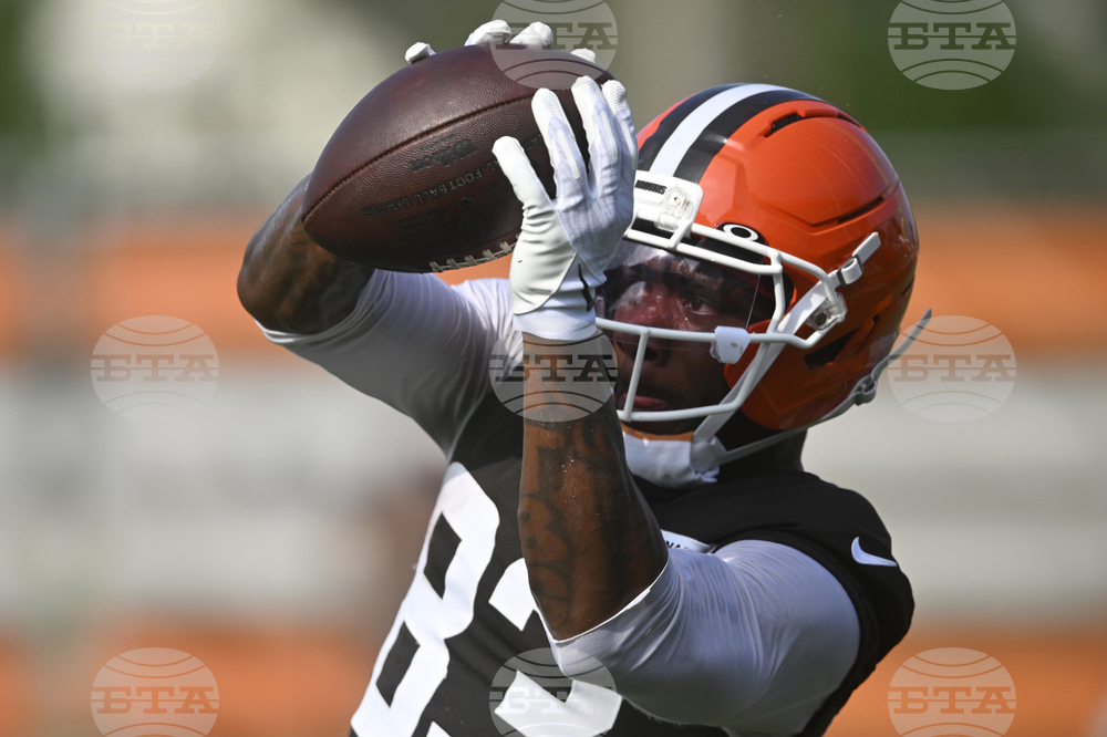 Browns Camp Football