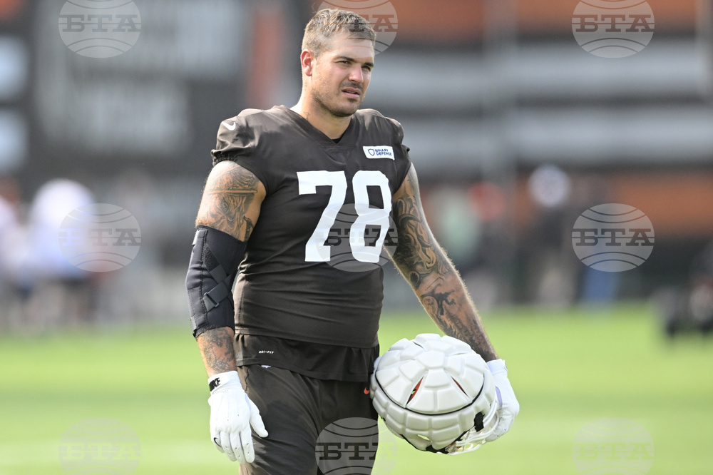 Browns Camp Football