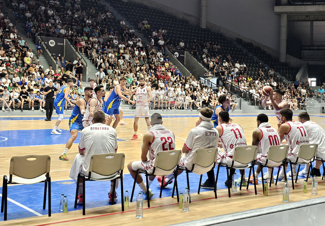 Баскетболните национали победиха Румъния след продължение в контрола в Русе 