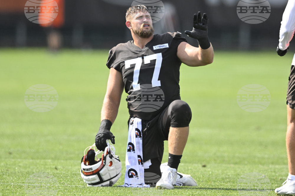 Browns Camp Football