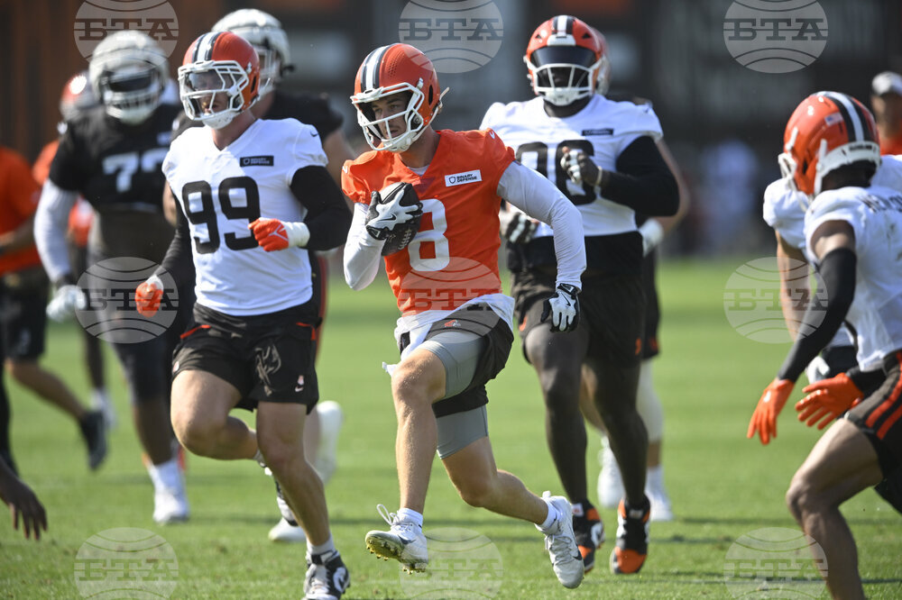 Browns Camp Football