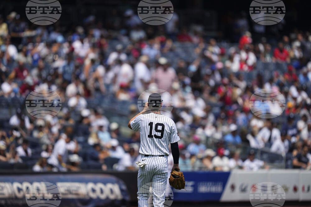 Phillies Yankees Baseball