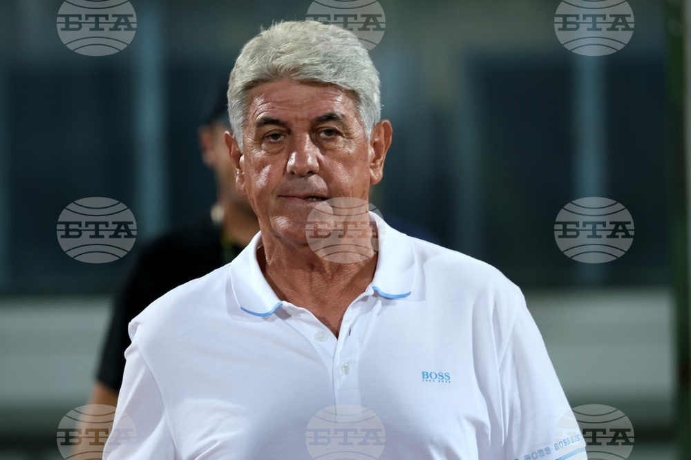 Младите се развиват, а по-опитните държат отбора, категоричен е треньорът на Спартак Варна Гьоко Хаджиевски след равенството с ЦСКА 1948