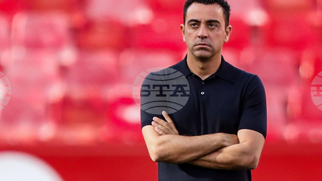 Бившият треньор на Барселона Шави Ернандес е сред вариантите за мениджърския пост в Манчестър Юнайтед