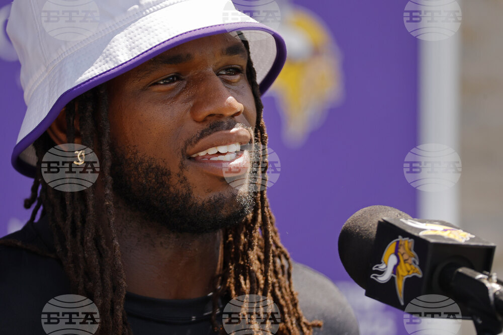 Vikings Camp Football