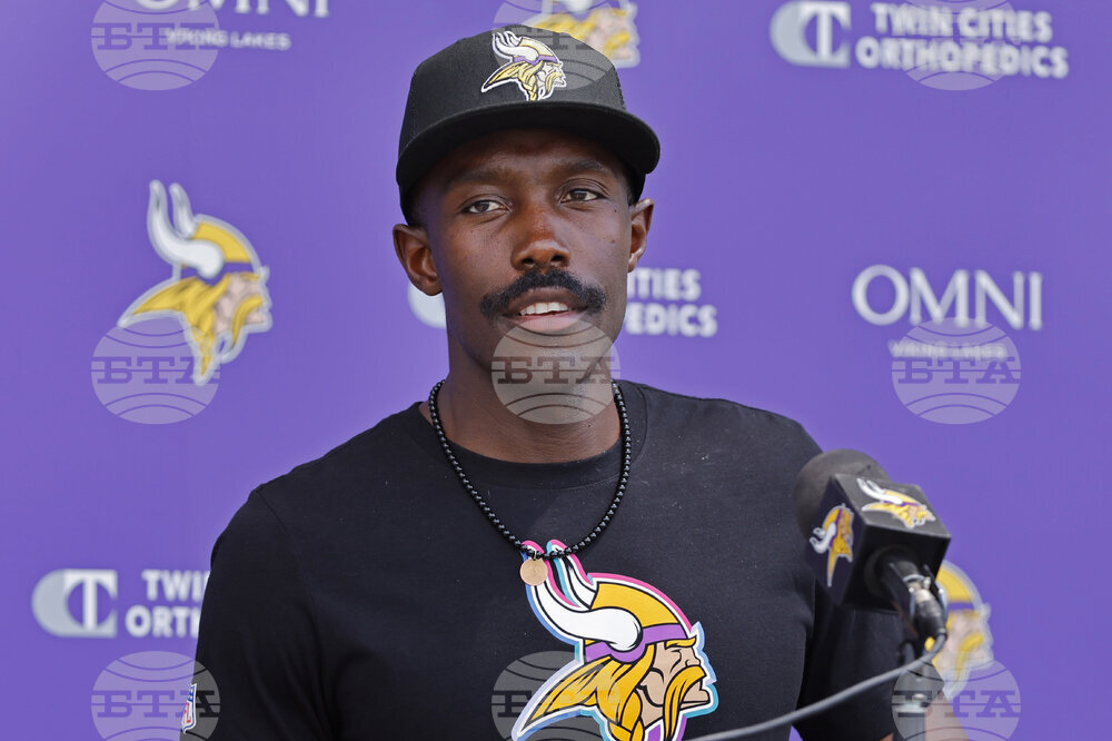 Vikings Camp Football