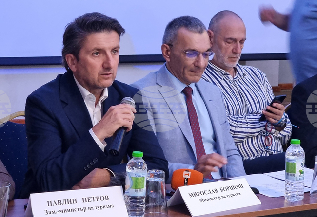 Съвременният туризъм е невъзможен без достъпност, чистота и силно партньорство с местната власт, заяви министър Мирослав Боршош
