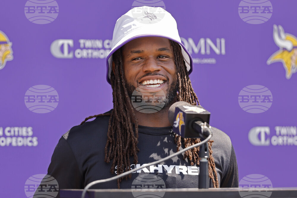 Vikings Camp Football