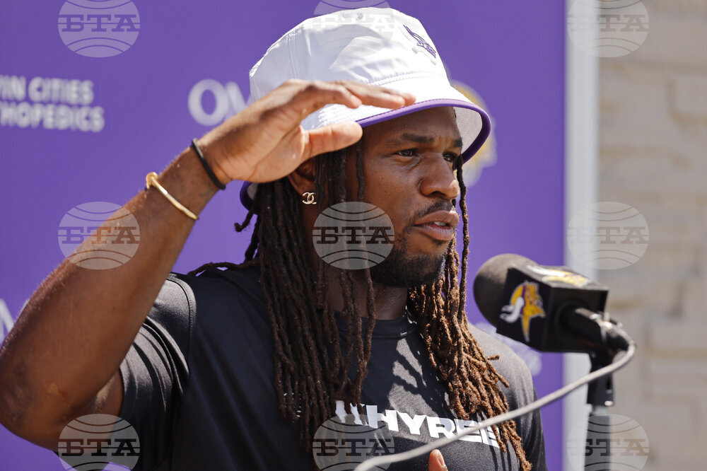 Vikings Camp Football