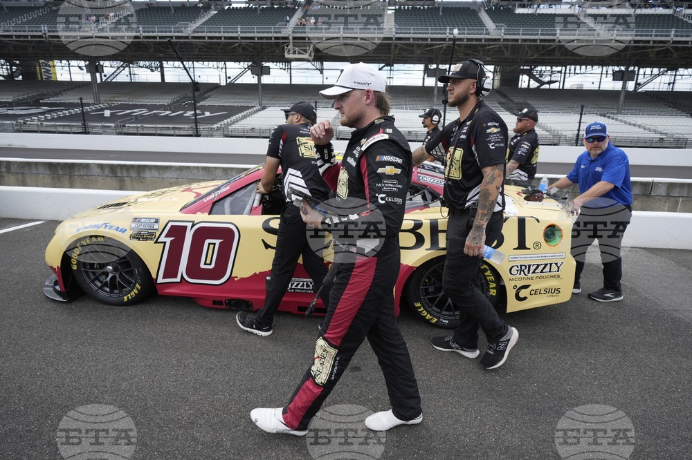 NASCAR Indianapolis Auto Racing