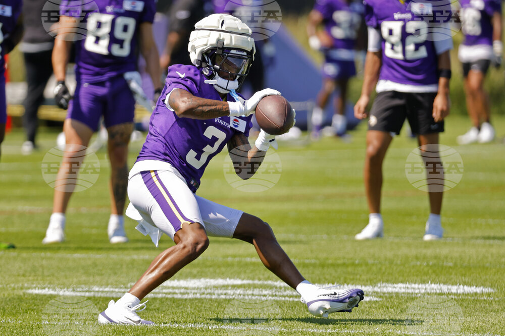 Vikings Camp Football