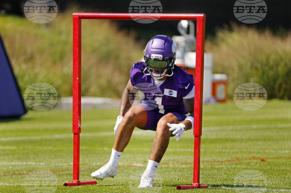 Vikings Camp Football