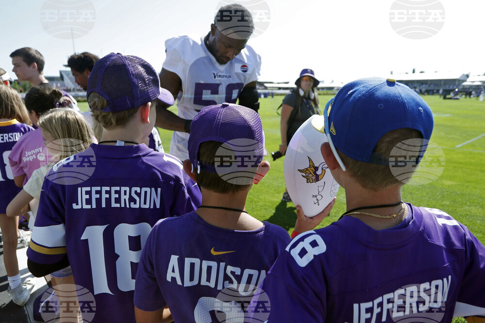 Vikings Camp Football