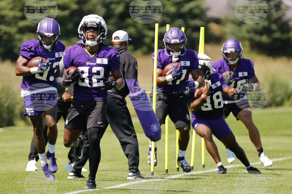 Vikings Camp Football