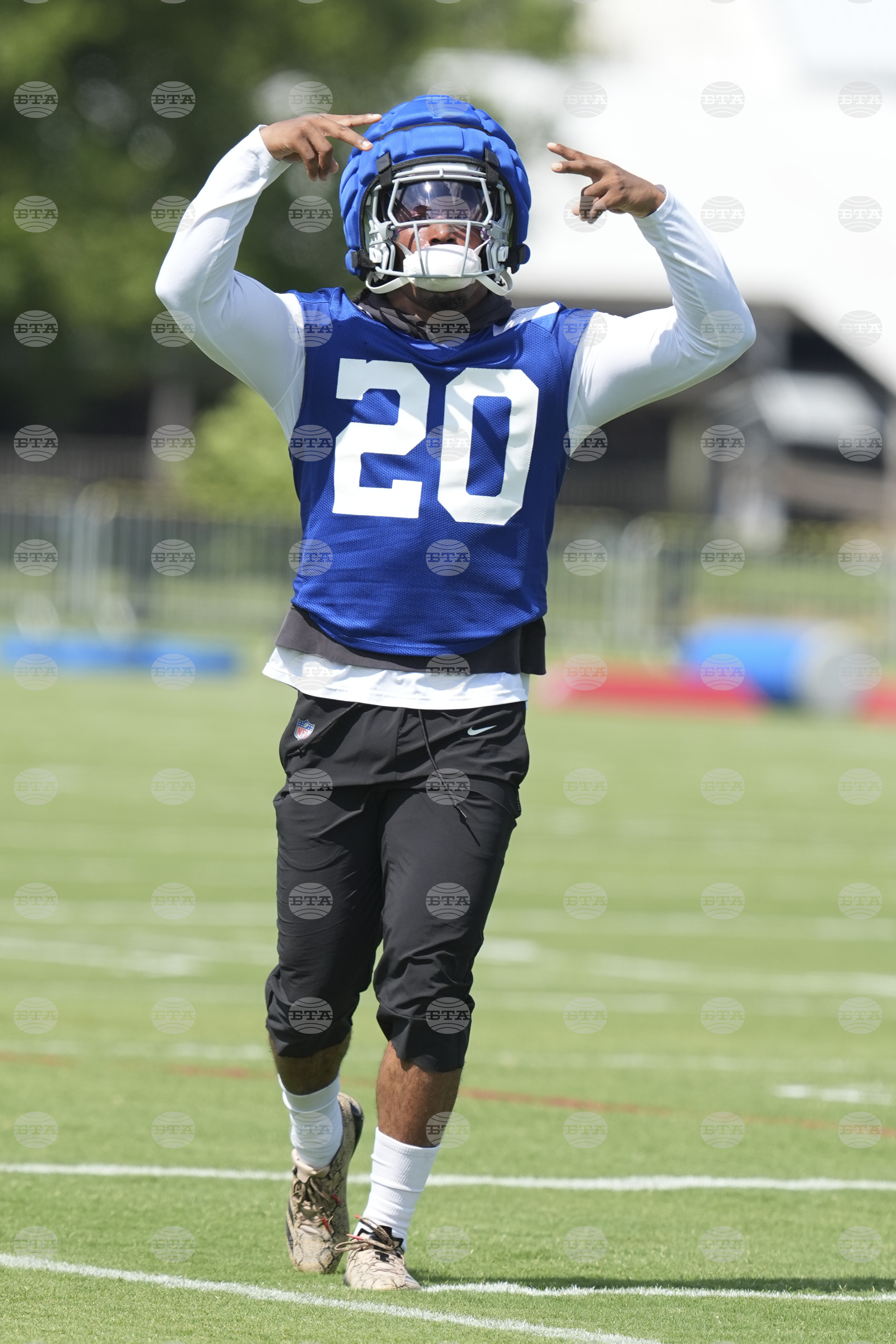 Colts Camp Football