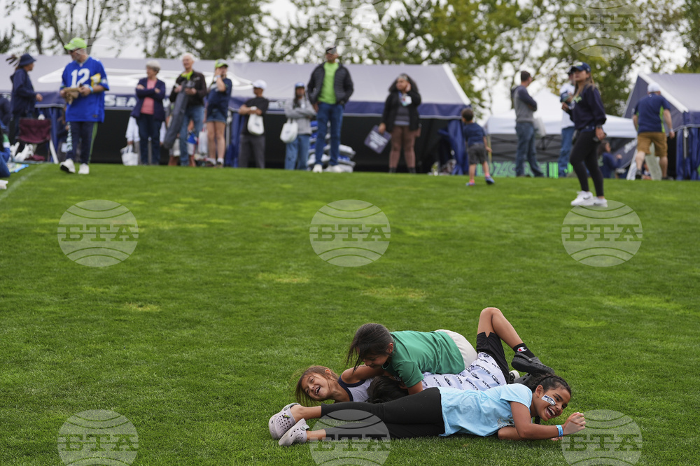 Seahawks Camp Football