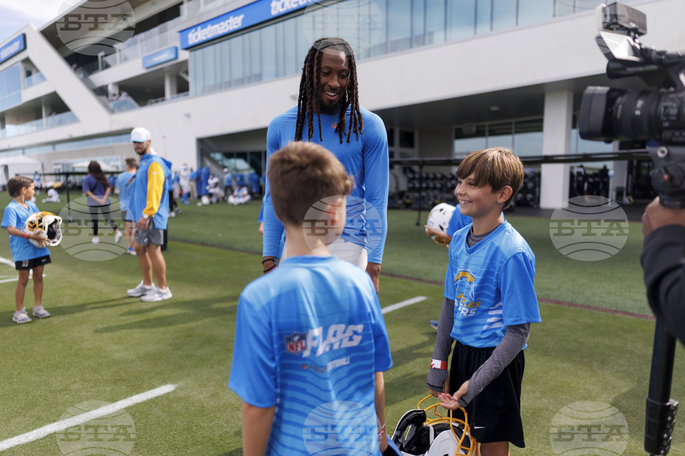 Chargers Camp Football